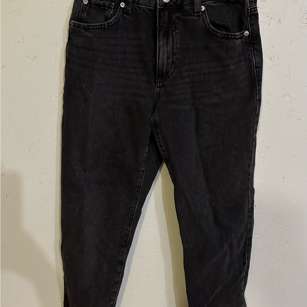Woman's Black Jeans